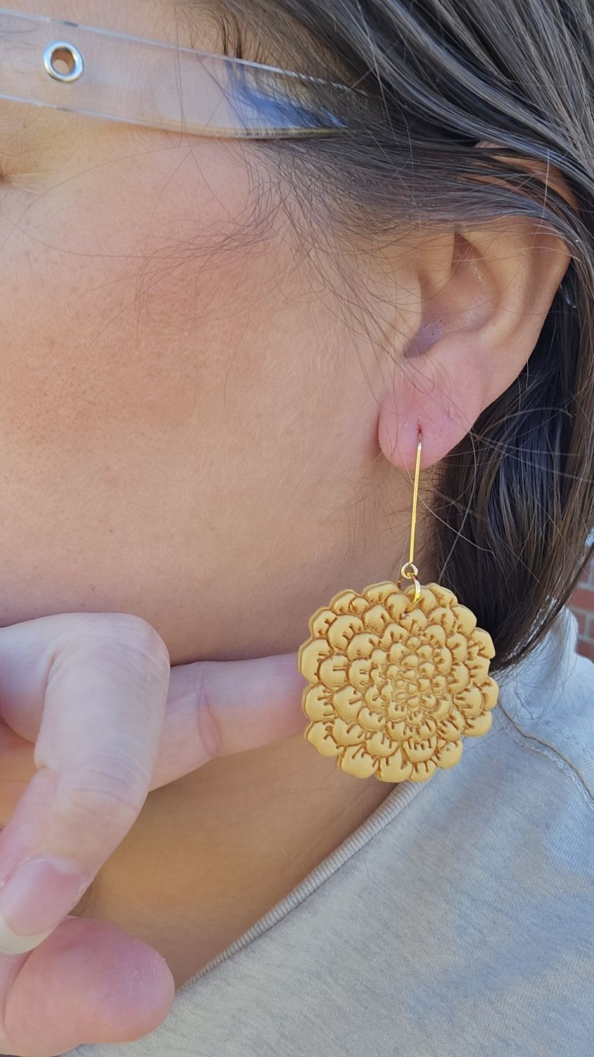 Medium Pinecone on Gold hooks