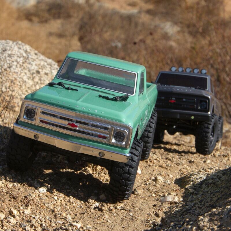 1/24 SCX24 1967 Chevrolet C10 4WD Truck Brushed RTR in Green or Silver