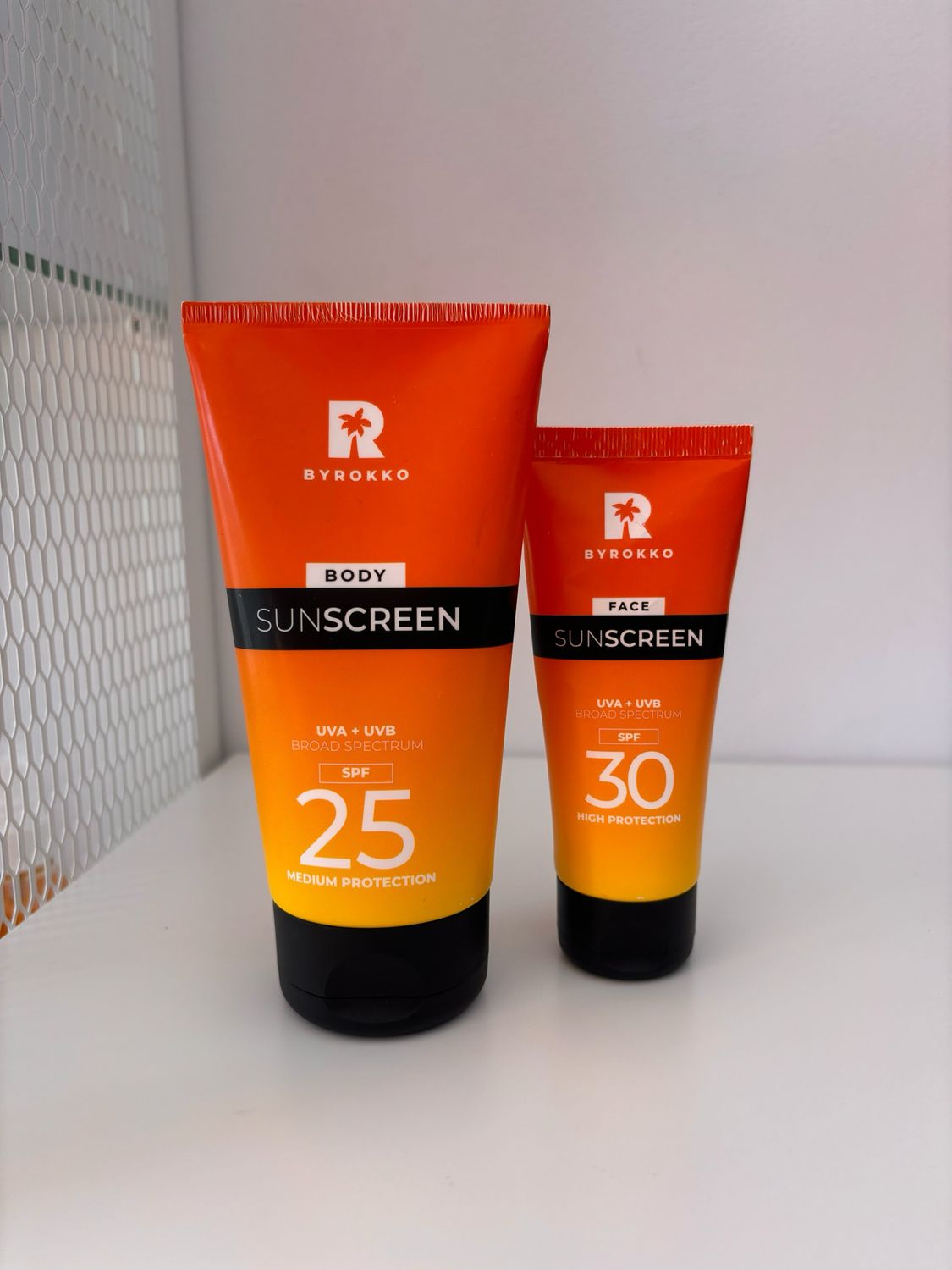 BYROKKO BODY SUNSCREEN SPF 25 FREE SPF FACE 30