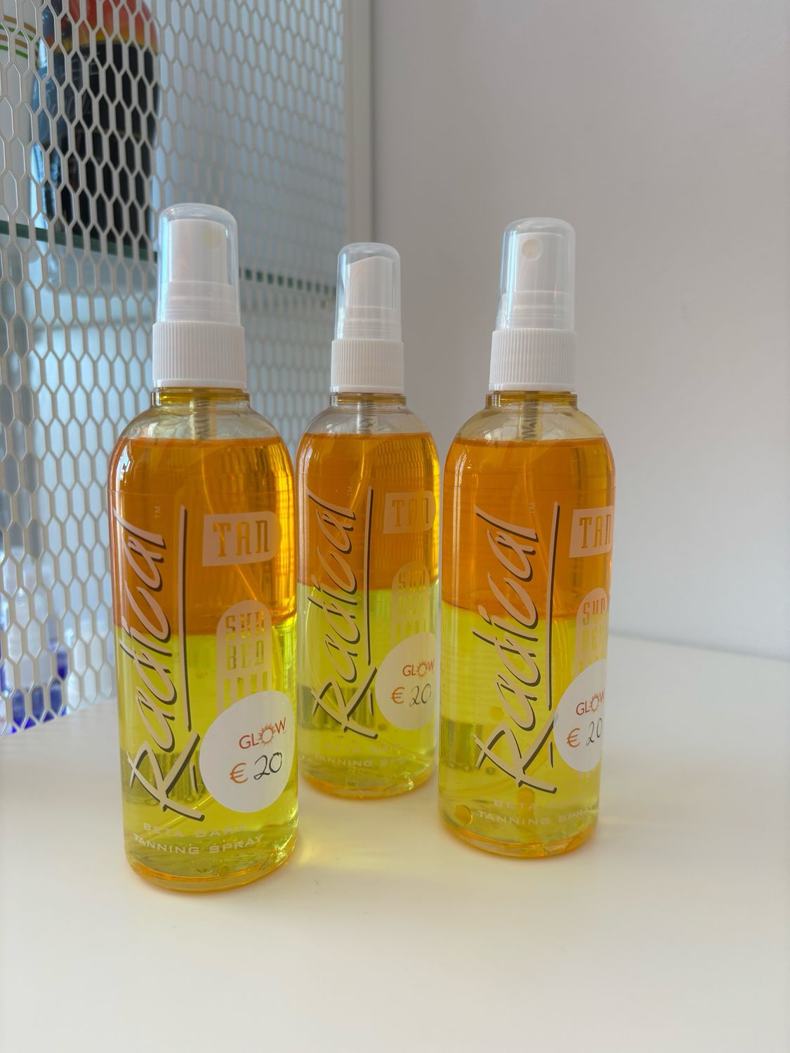 Radical Beta Dark Tanning Spray