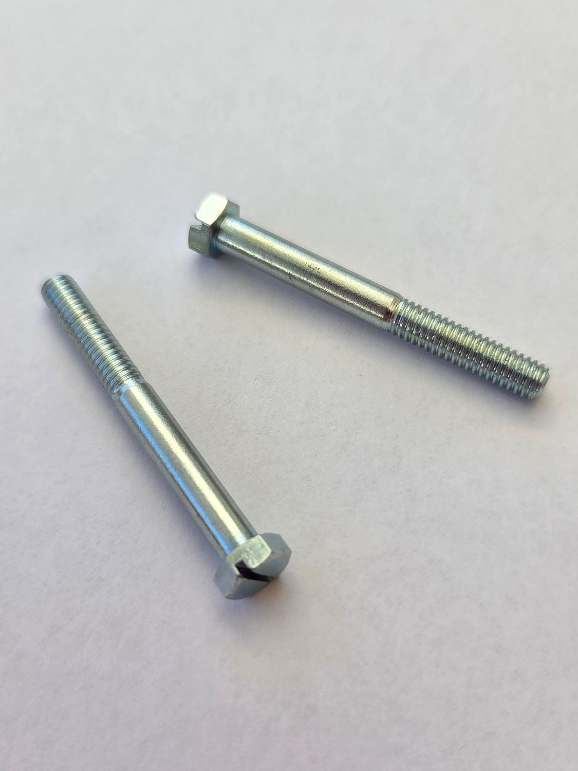 Lucas magneto dynamo points bolt - 110730