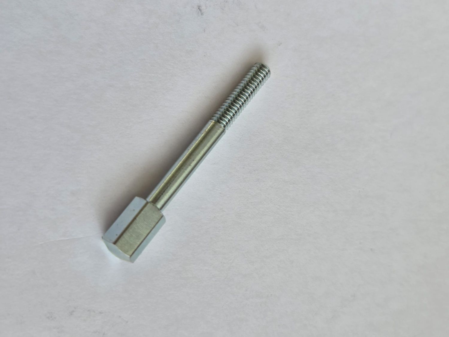Lucas Contact Breaker Screw – 492856