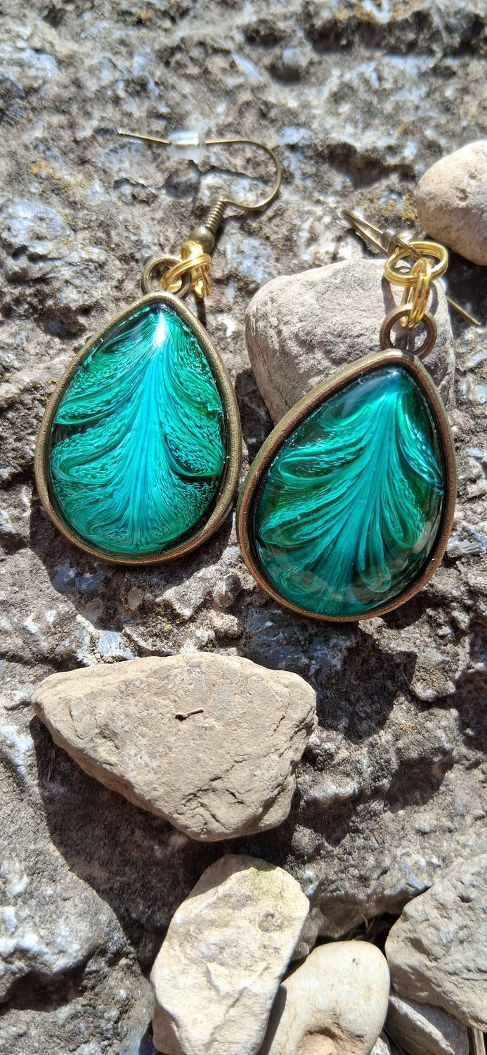 Forest Feathers