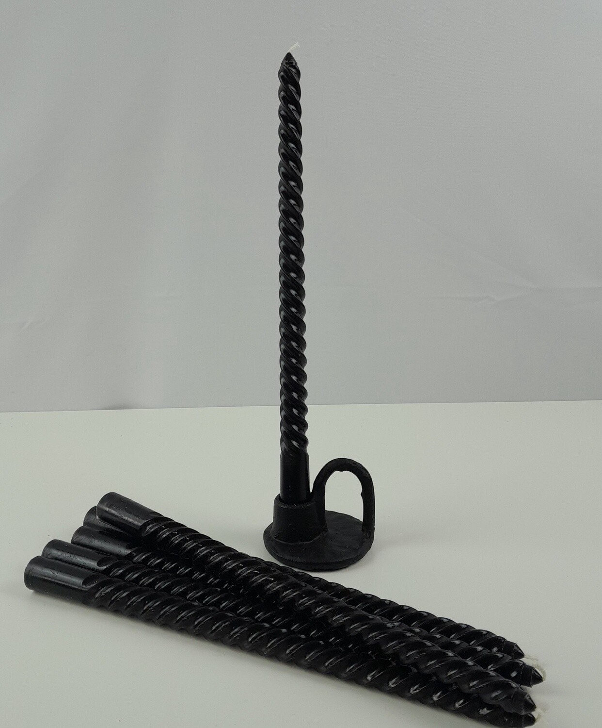 GEDRAAIDE Kaars Zwart 30cm (1)