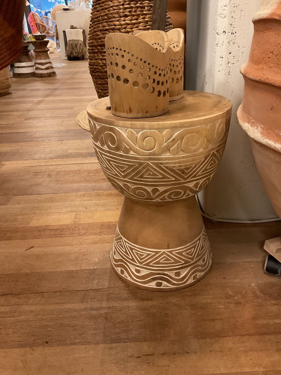 Bohemian Carved kruk/ bijzettafeltje