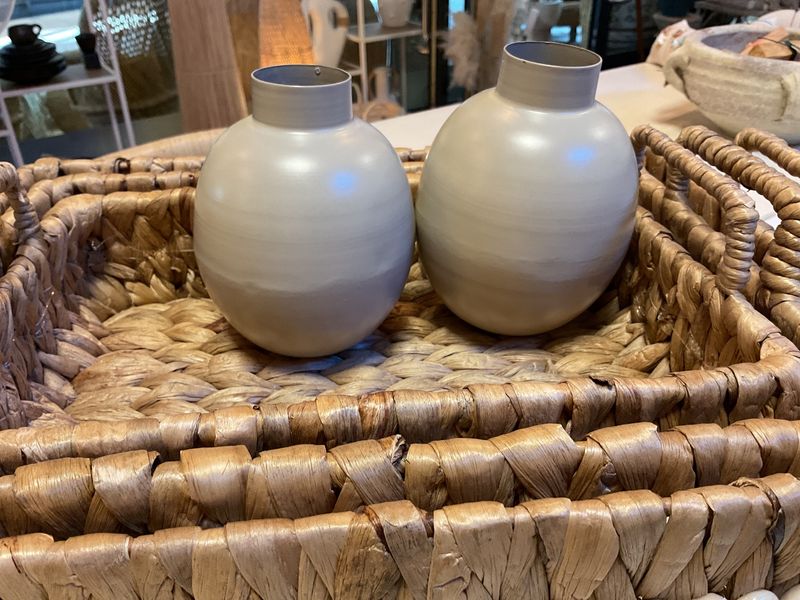 Metalen vaasje zand Metalen vaasje zand