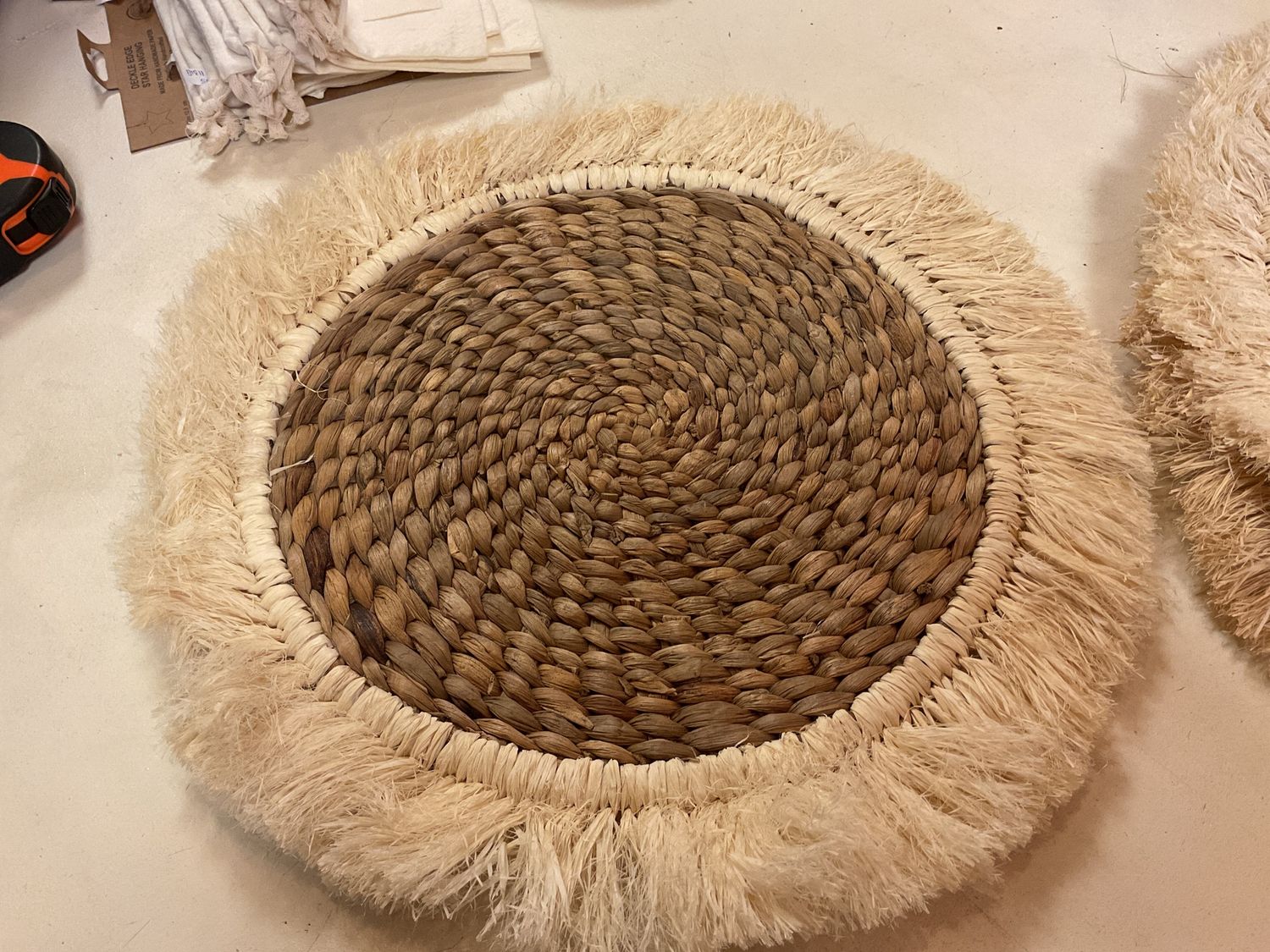 Placemat \ wandhanger Rumbai Dia 40 cm.