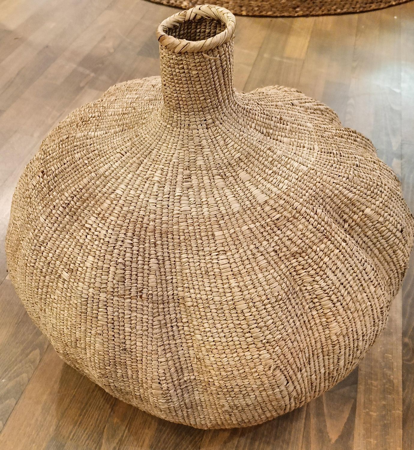 Knoflookmand ca. L50 xB50xH42cm