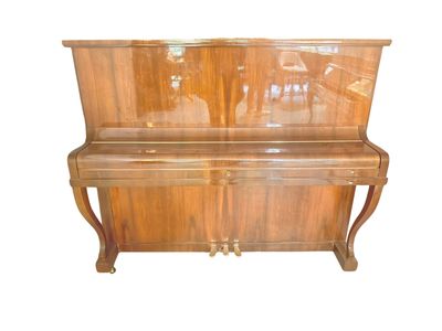 Piano Vertical F.Modstein