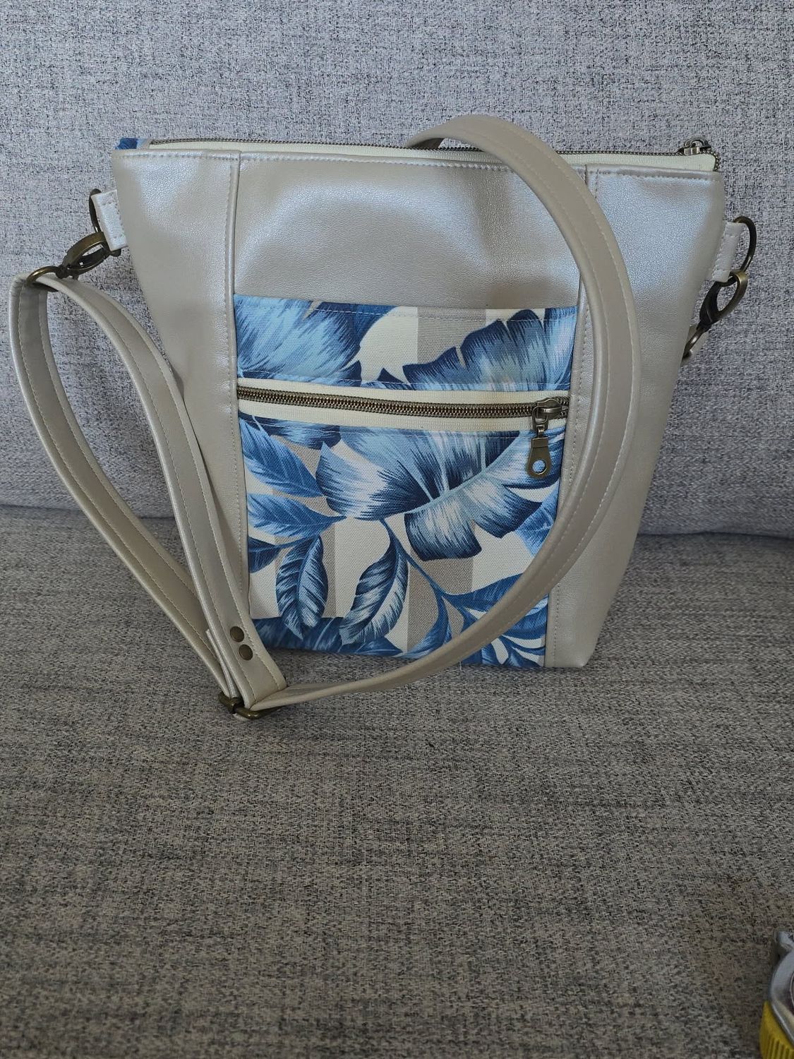 Blue Hawaiian Floral Vinyl Purse