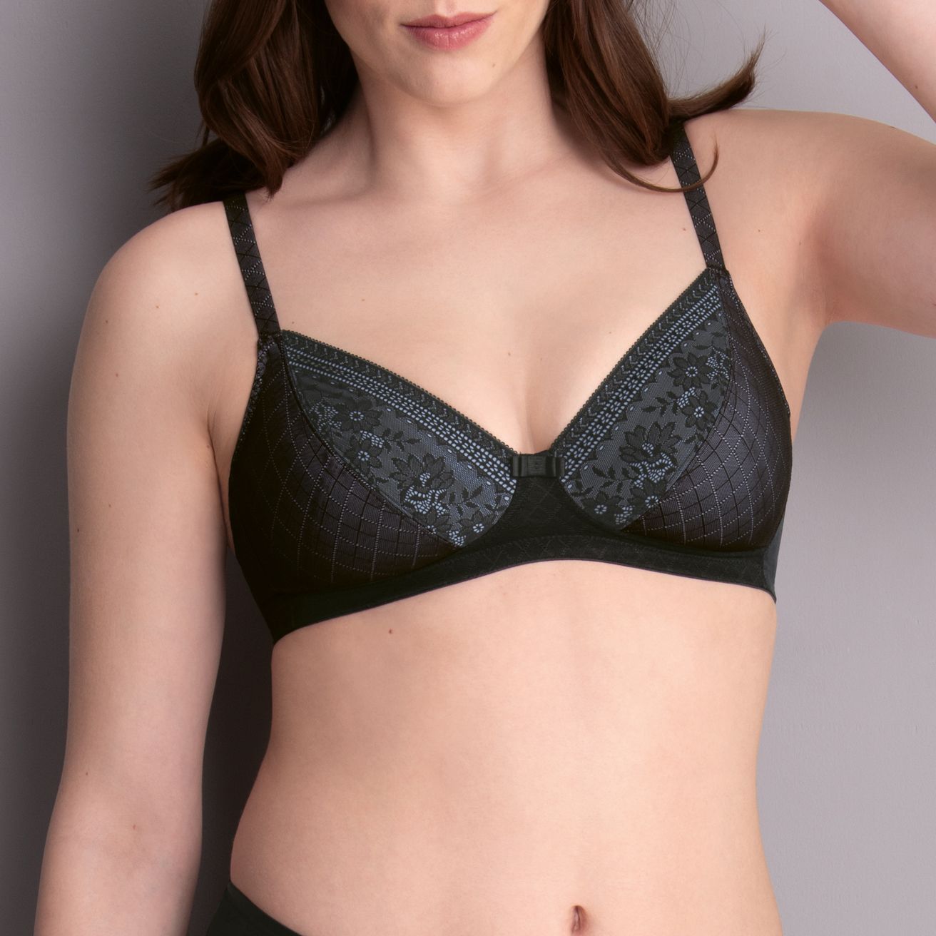 Rosa Faia Rosemary 5285 001