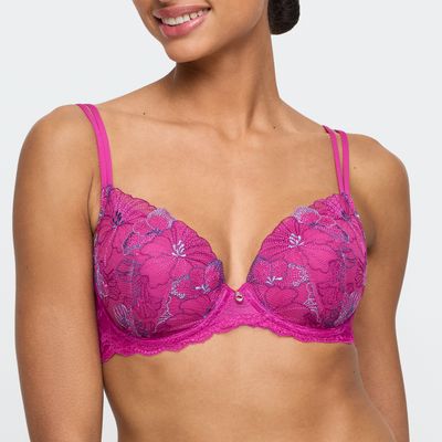 Marie Jo Noemy 0102986 FIE