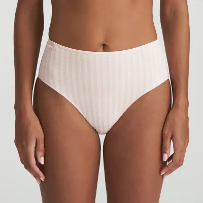 Marie Jo Avero 0500411 PEP