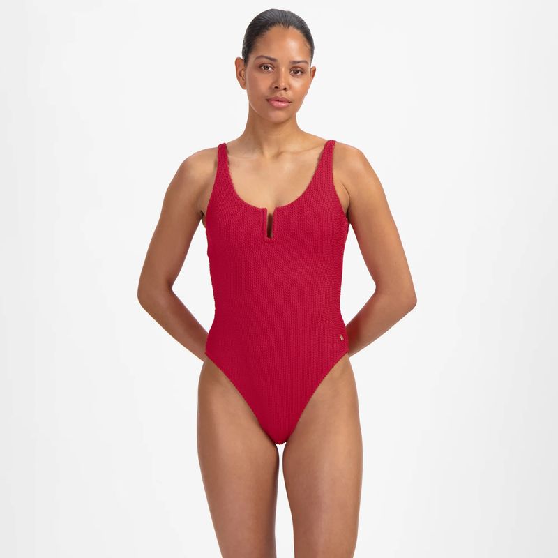 Beach Life Lipstick Red 302F 479