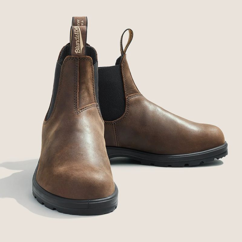 1609 Classic Chelsea Boots