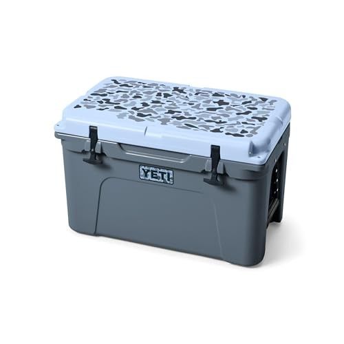 Tundra 45L Hard Cooler, Color: Blue Camo