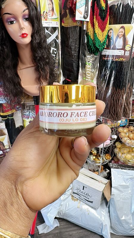 Amororo Face Cream