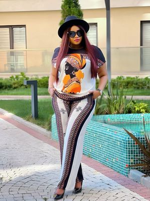 Toke White Top And Pant