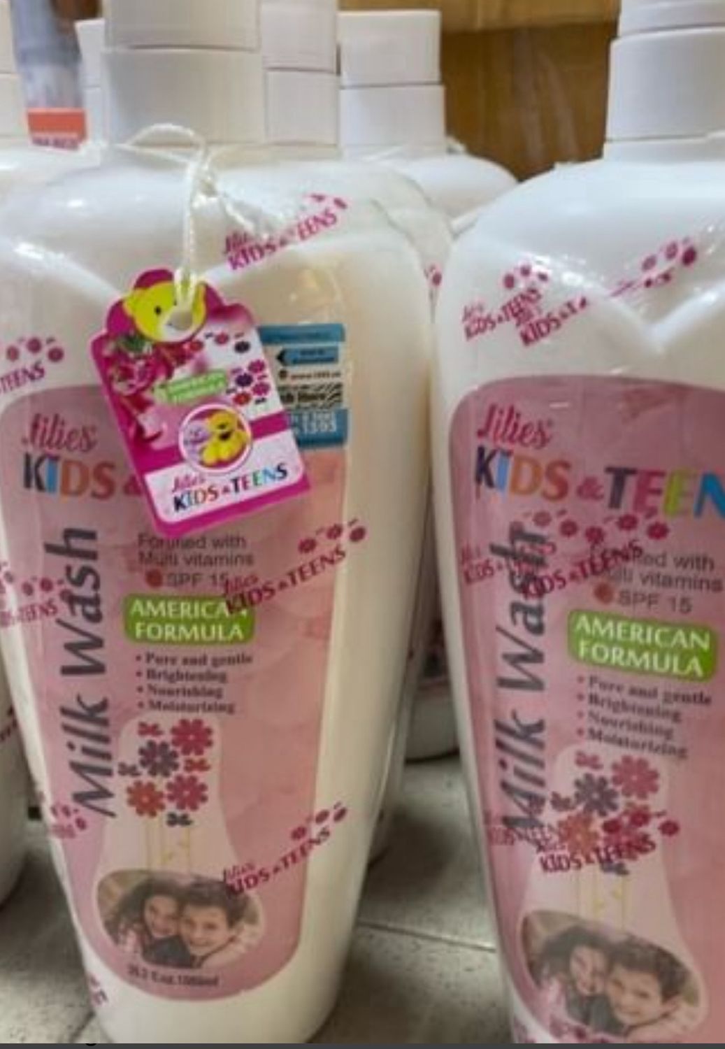 Lilies KIDs And TEENs With Multi Vitamins SPF15 AMERICAN FORMULA 1 Lotion 1 Bath Soap