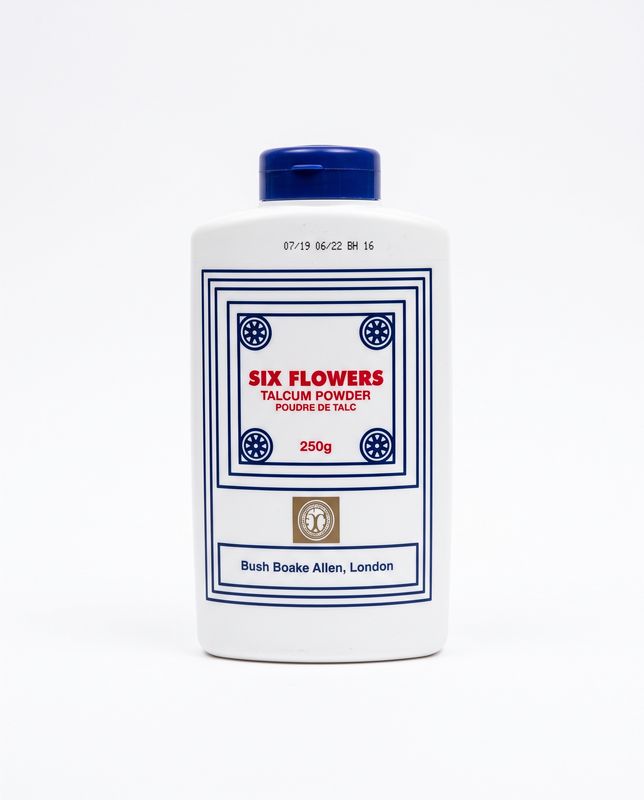 SIX FLOWERS TALCUM POWDER