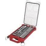 Milwaukee 3/8&quot; Drive 32PC Metric Ratchet &amp; Socket Set