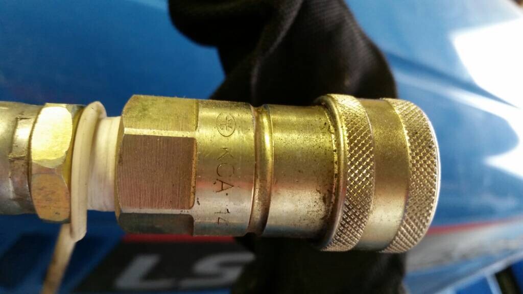 LS Hydraulic-Female-Coupler-Quick(3/8)-Trg827