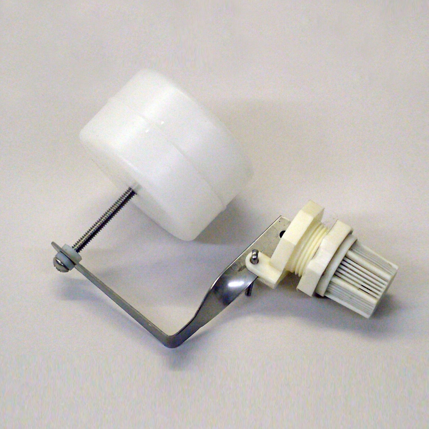 Behlen Country Float Valve Kit for Hog Drinker