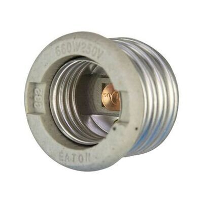 Eaton 332 Lamp Socket Adaptor, Mogul-E26