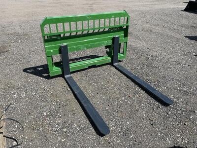 IronCraft HD 48&quot; Pallet Forks w/JD 600/700 Mounting