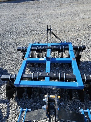 Taylor Pittsburgh 3-Point Disc Harrow w/Square Tubing Frame, 5-1/2Ft