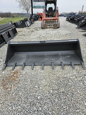 Ironcraft Low Profile Long Bottom Bucket w/Teeth, 84&quot;
