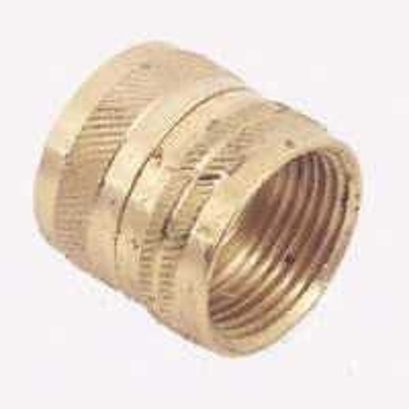 PlumbPak PP850-67 Hose Swivel Adaptor, 3/4FGHX3/4FPT