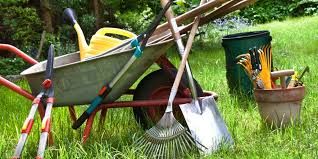 Lawn &amp; Pond Care Tools &amp; Supplies