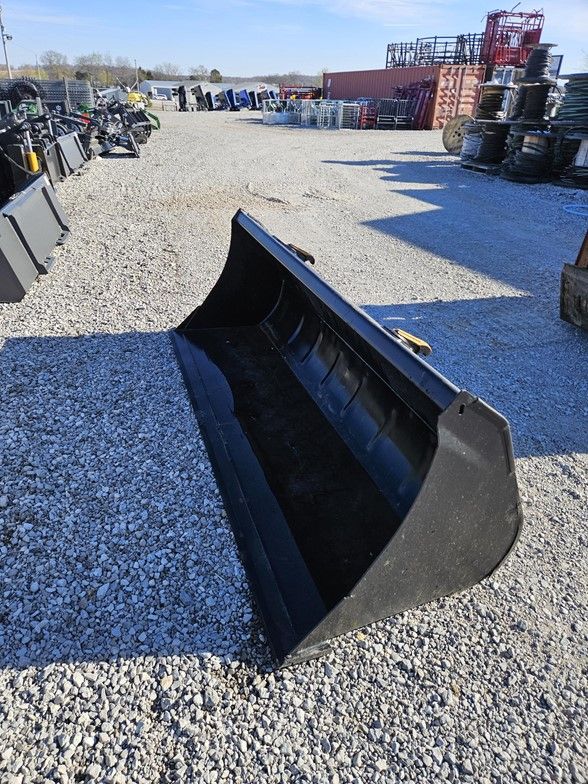 New Heavy Duty  Heavy Duty CaseIH 80&quot; Front Loader Bucket, Euro Mount