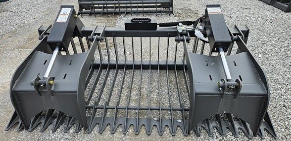 Ironcraft 6-1/2Ft Standard Duty Compact Tractor Rock Bucket Grapple