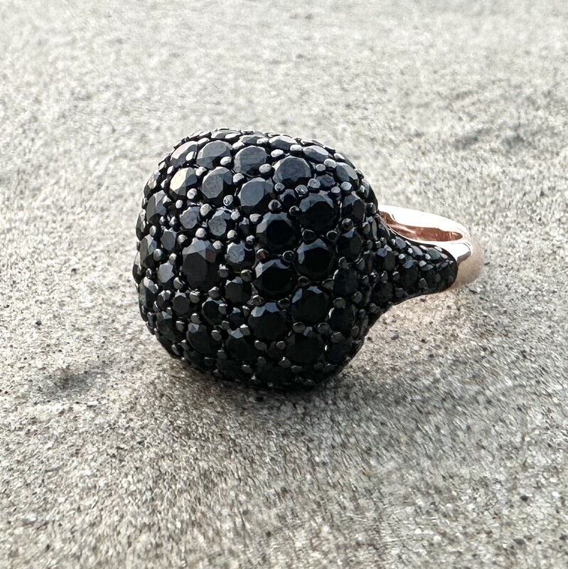 Anello in argento rosè con pavè zirconi neri-Idandi