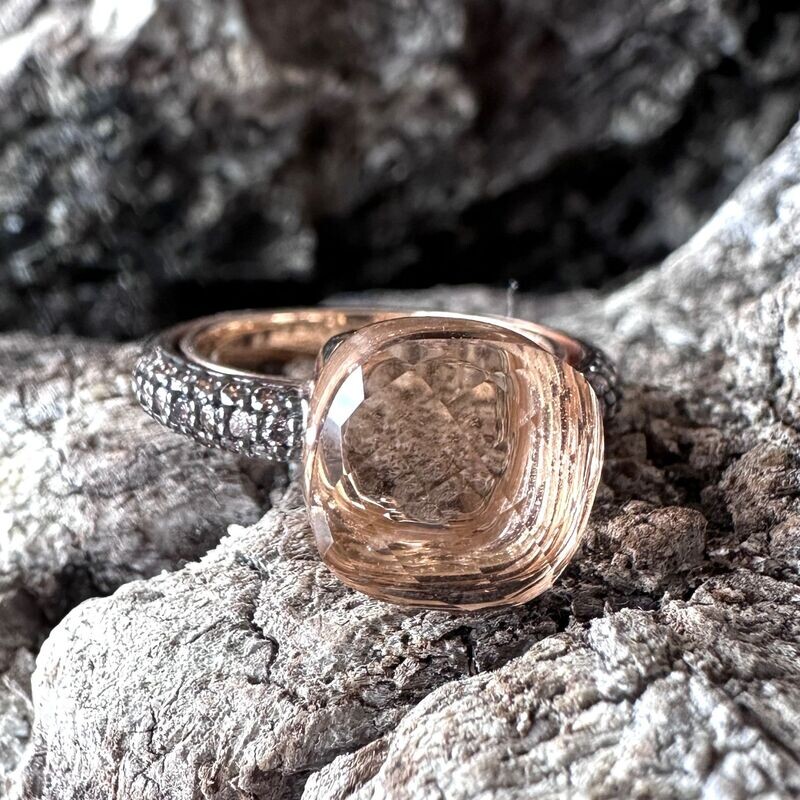Anello in argento rosè con quarzo idrotermale chamapagne e zirconi brown-Lucos