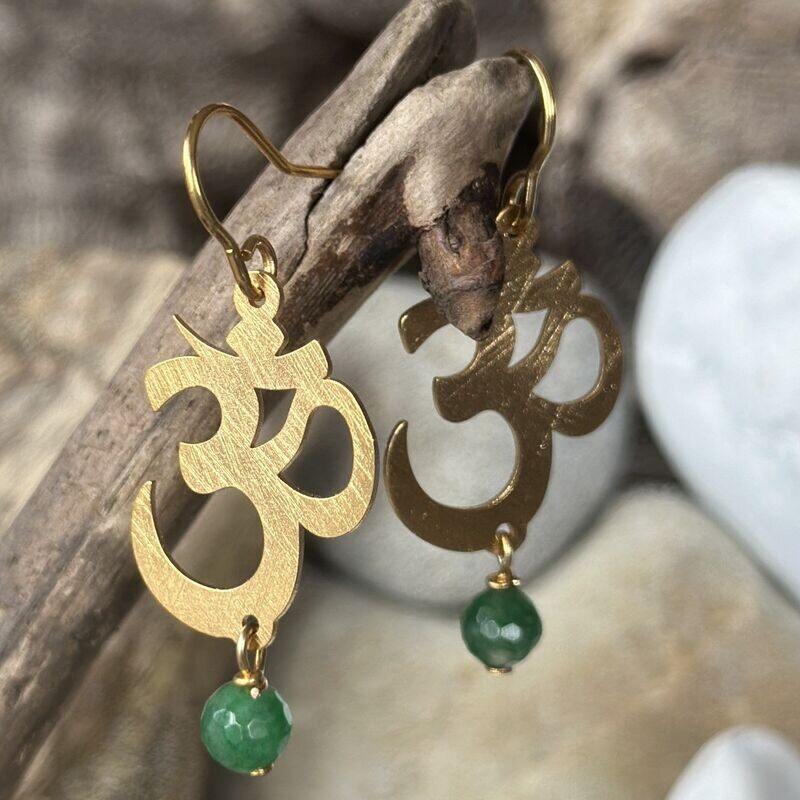 Orecchini in ottone Om con agata verde-Barbara Burgio