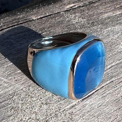 Anello in argento rosè con smalto azzurro e quarzo idrotermale azzurro-Lucos