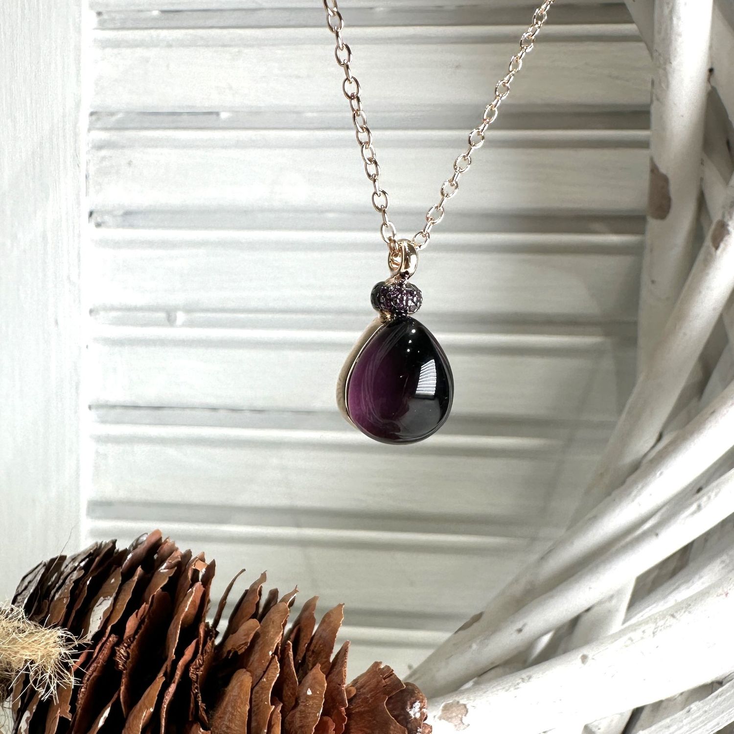 Collana in argento rosa e quarzo idrotermale cabochon a goccia viola-Lucos