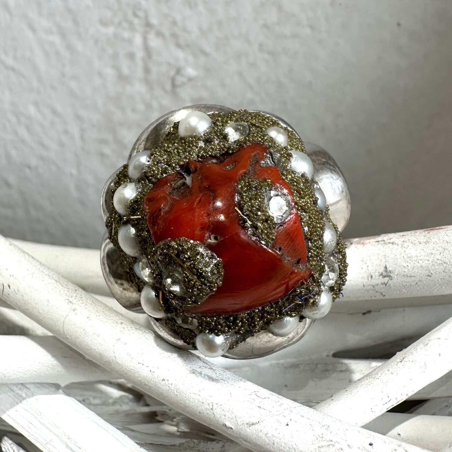 Anello in argento con corallo rosso-Regina