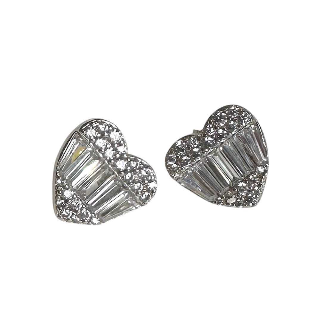 Orecchini bottone a cuore in zirconi su argento-Cuori Milano