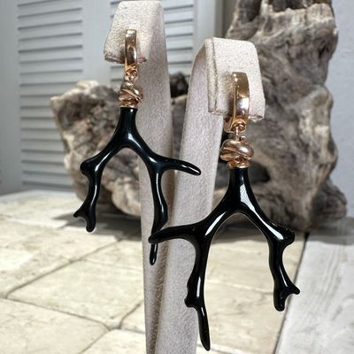 Orecchini pendenti in argento rosa e smalto nero-Lucos Preziosi Orecchini pendenti in argento rosa e smalto nero-Lucos Preziosi