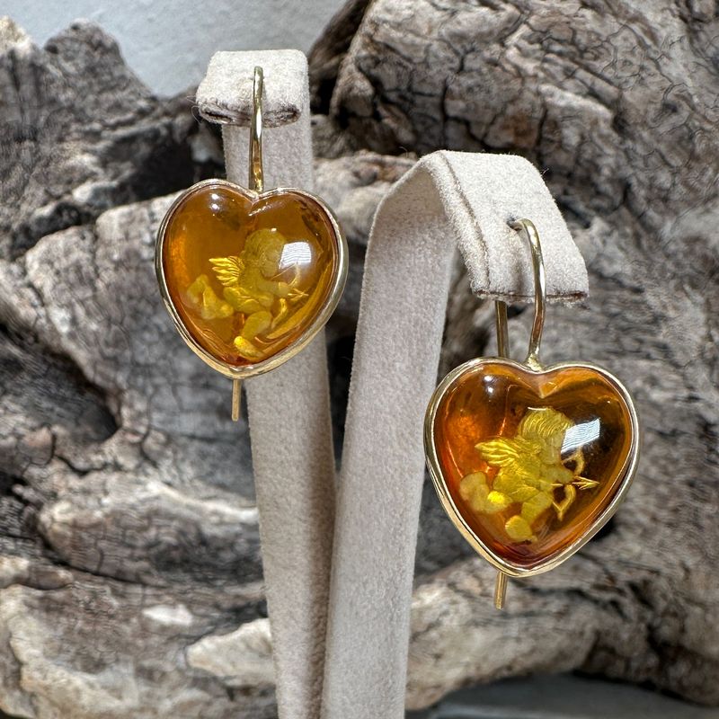 Orecchini in argento placcato oro in ambra a forma cuore con angelo inciso -Eliana Scognamiglio
