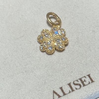 Ciondolo quadrifoglio in argento placcato oro con pavè zirconi -Alisei
