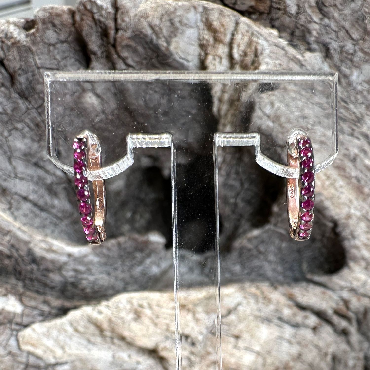 Orecchini cerchietti in argento rosa con zirconi rossi-Alisei