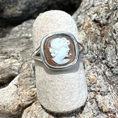Anello cammeo in argento regoabile-Cammeo Italiano