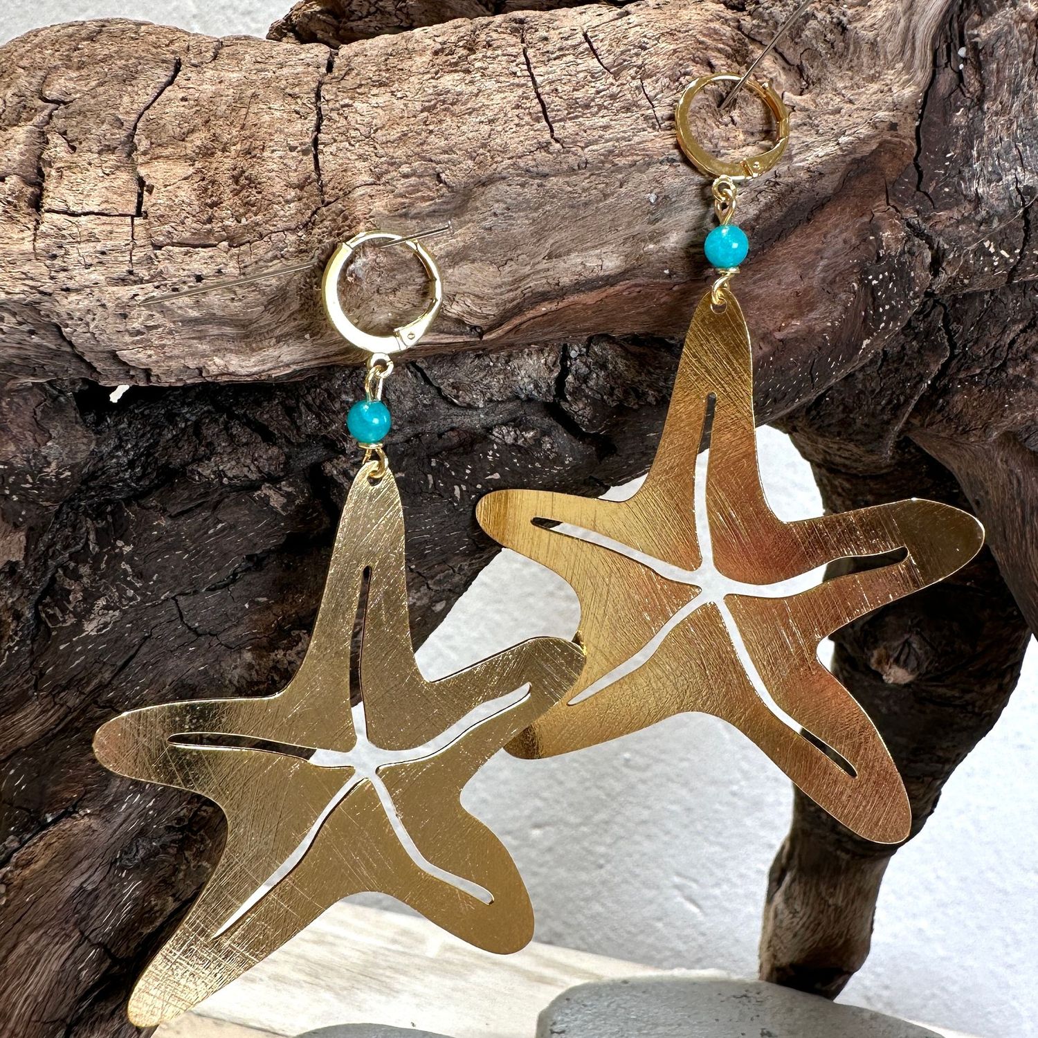 Orecchini stella marina in ottone e apatite-Barbara Burgio