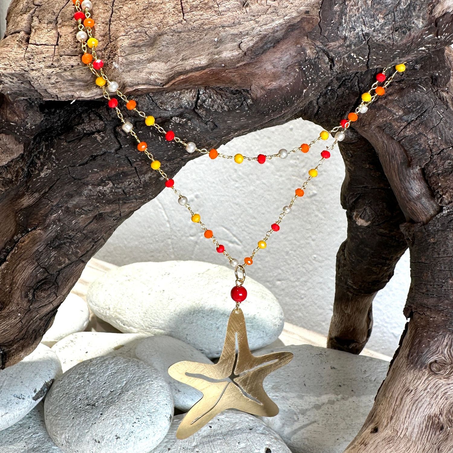 Collana lunga rosario perline multicolor con stella marina in ottone-Barbara Burgio