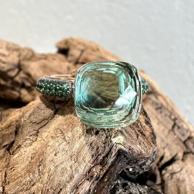 Anello in argento rosa con quarzo idrotermale verde acqua -Lucos Preziosi Anello in argento rosa con quarzo idrotermale verde acqua -Lucos Preziosi